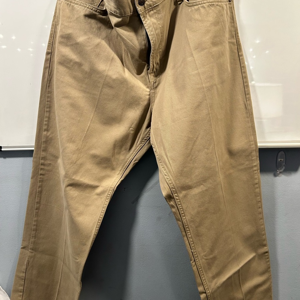 Old Navy Men’s Khaki Pants Size 42/30
